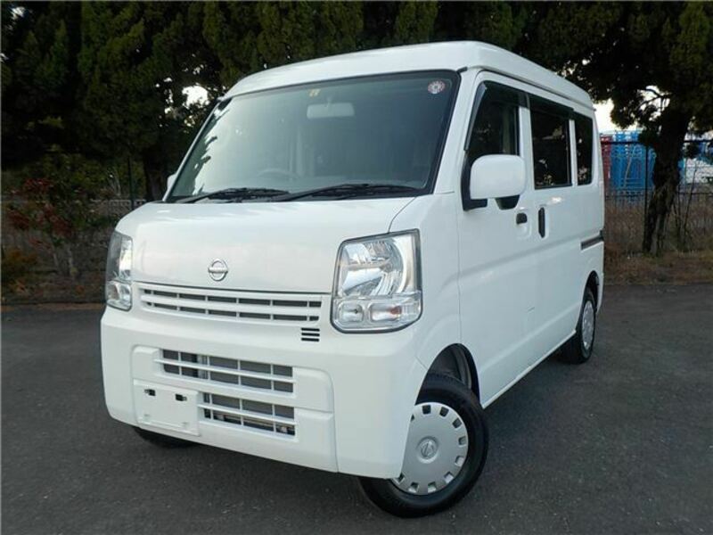 NISSAN CLIPPER VAN