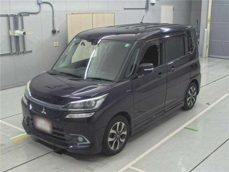 MITSUBISHI DELICA D2