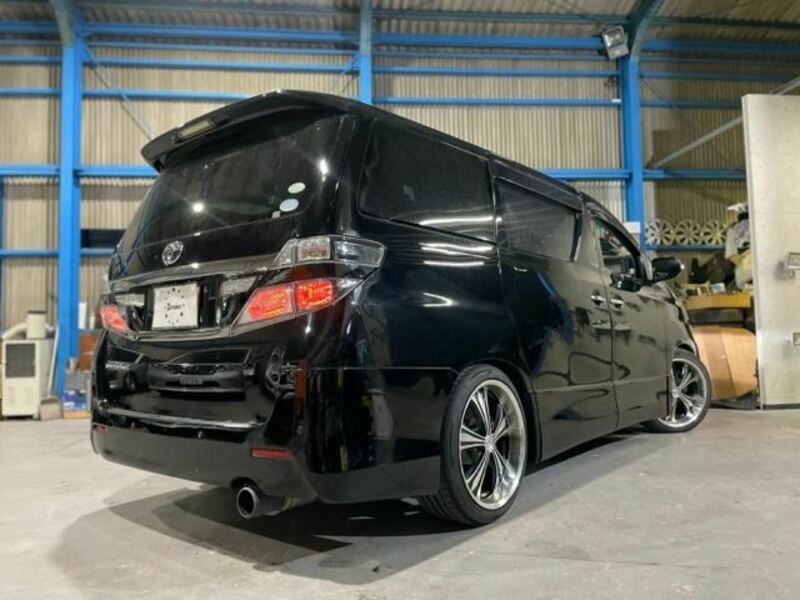 VELLFIRE