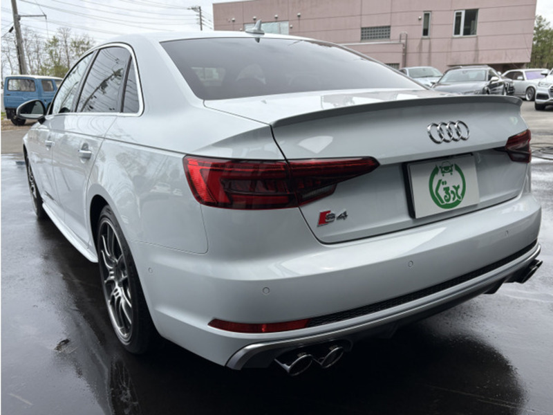 S4