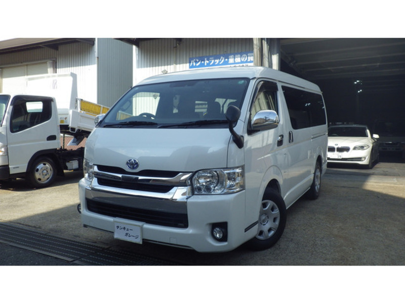 HIACE-0