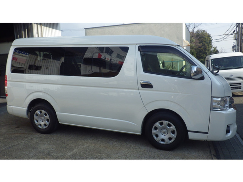 HIACE