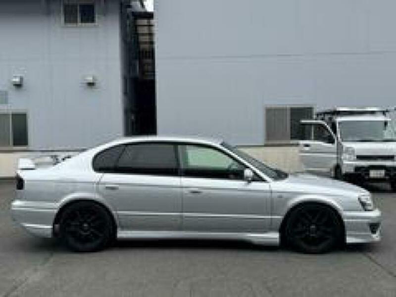 LEGACY B4