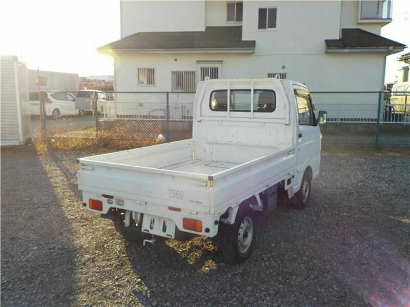 CARRY TRUCK