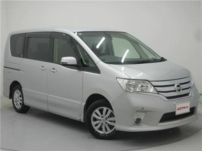 NISSAN SERENA