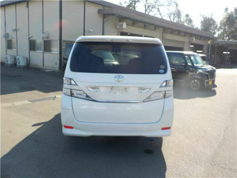 VELLFIRE