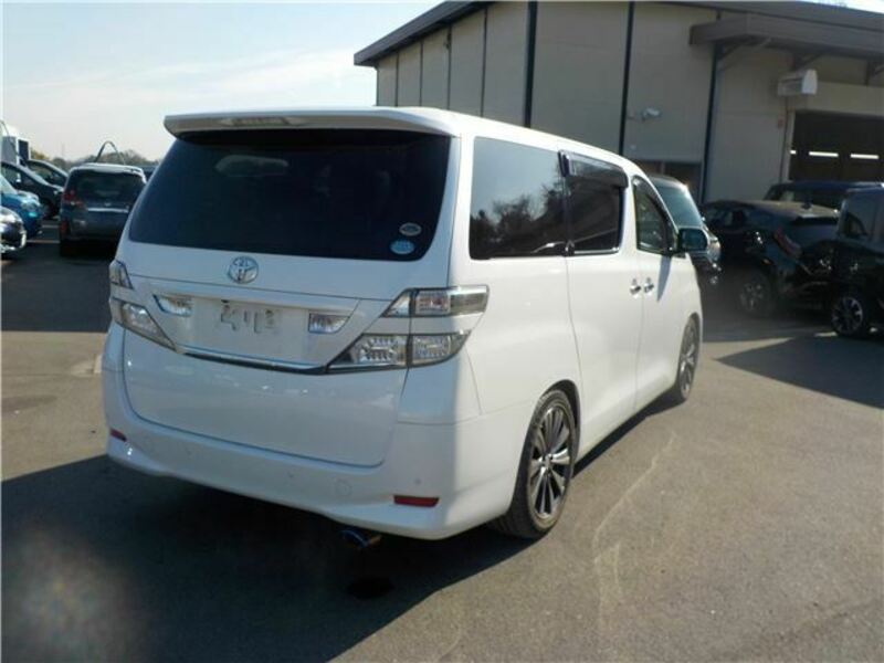 VELLFIRE