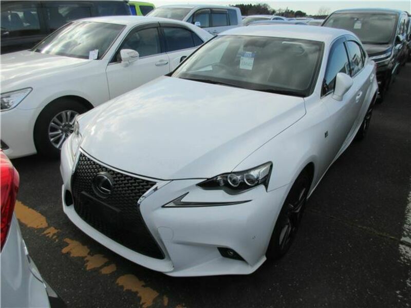 LEXUS IS