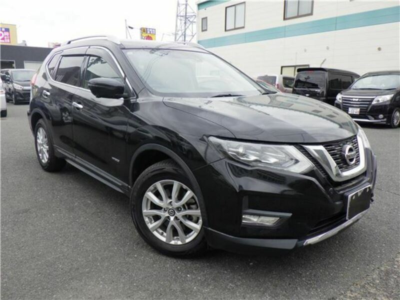 X-TRAIL