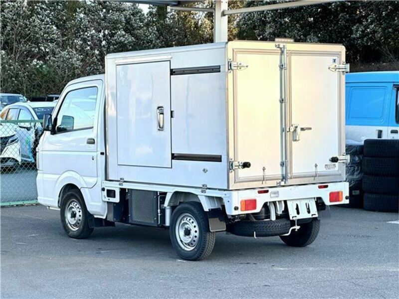 CARRY TRUCK