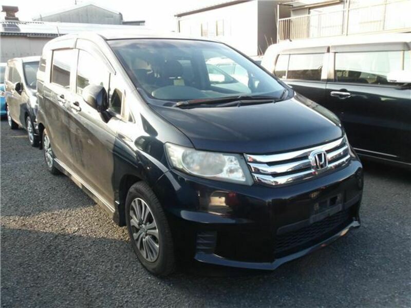 HONDA FREED SPIKE