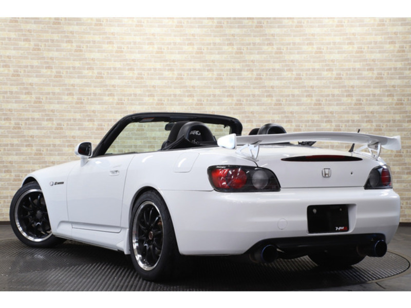 S2000