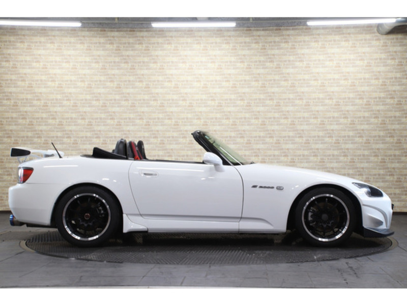 S2000