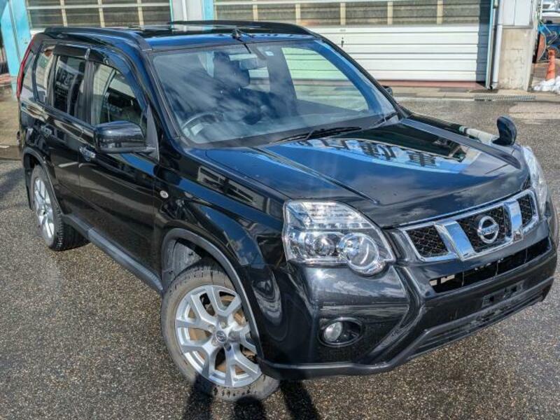 X-TRAIL