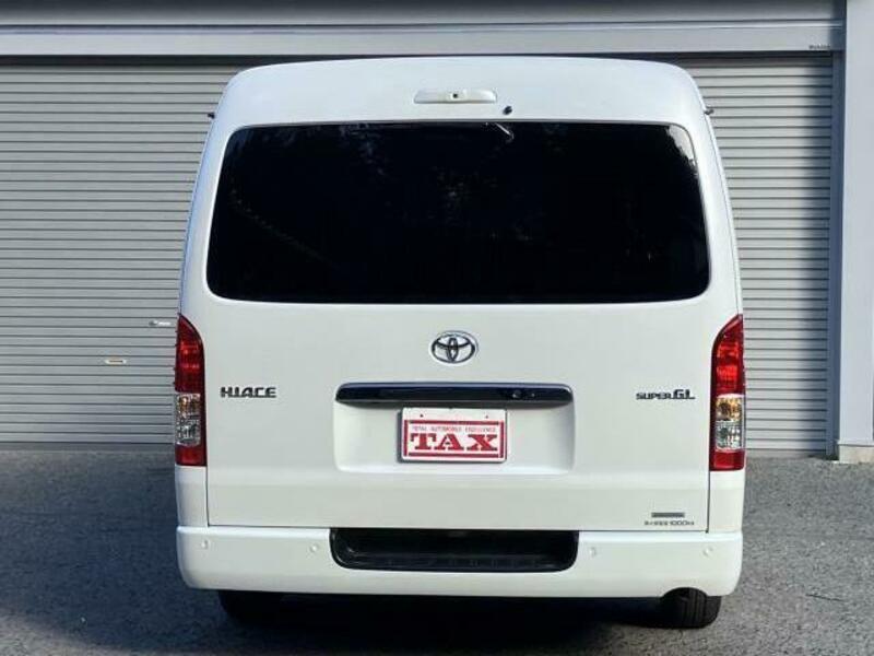 HIACE VAN