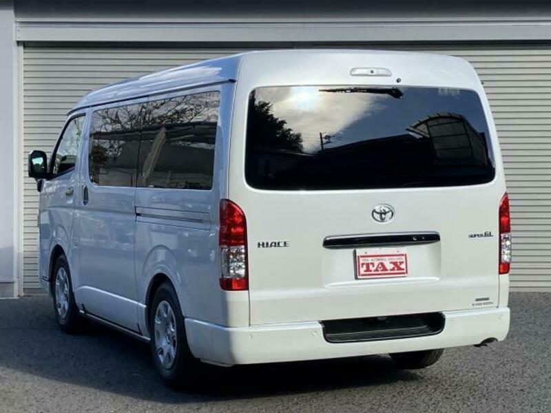 HIACE VAN