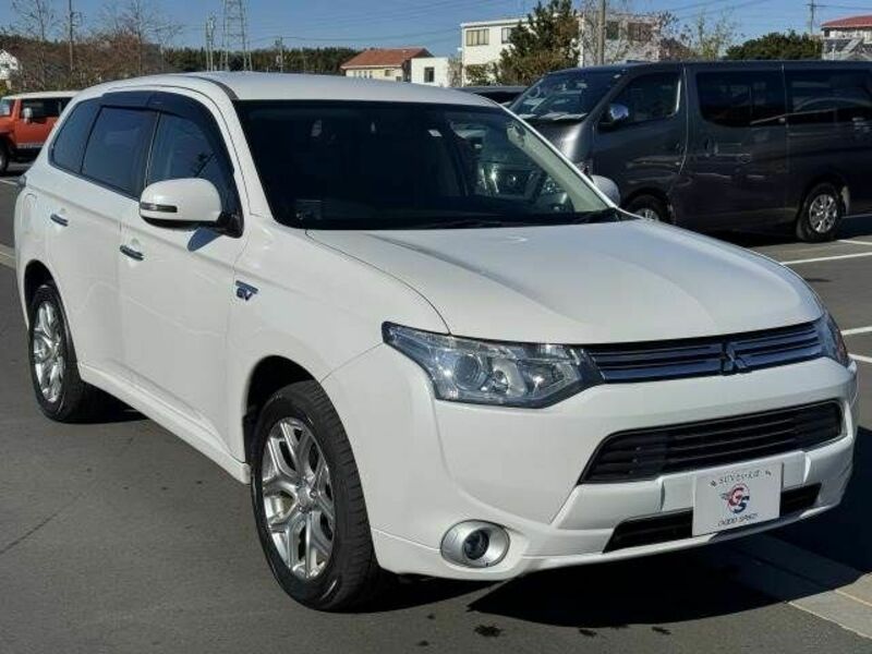 OUTLANDER PHEV