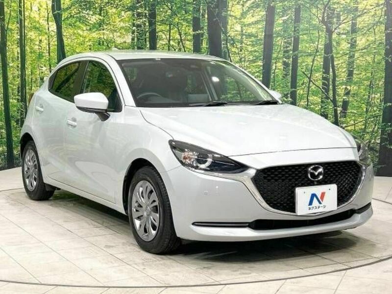 MAZDA2