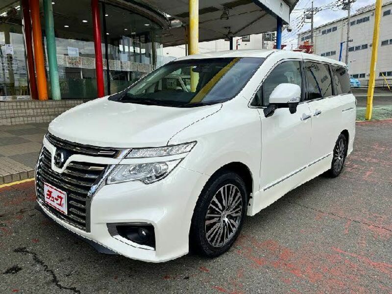 NISSAN ELGRAND