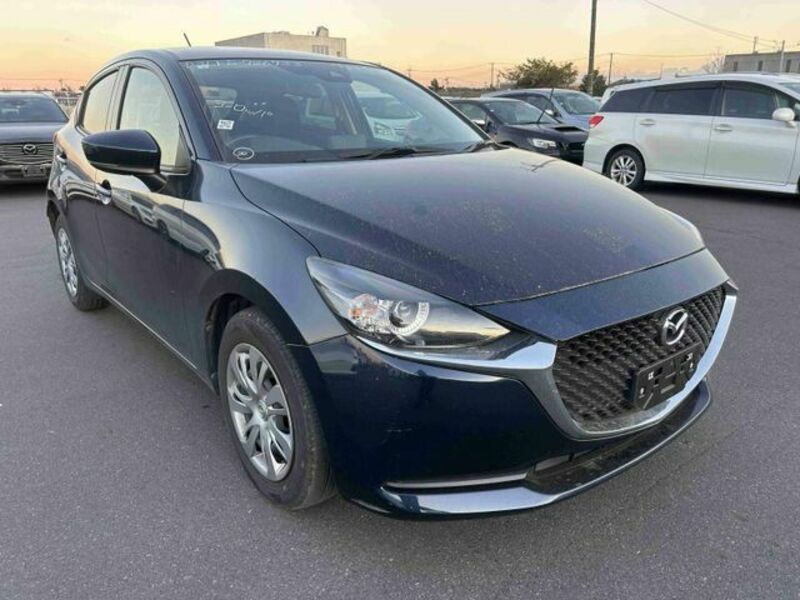 MAZDA2