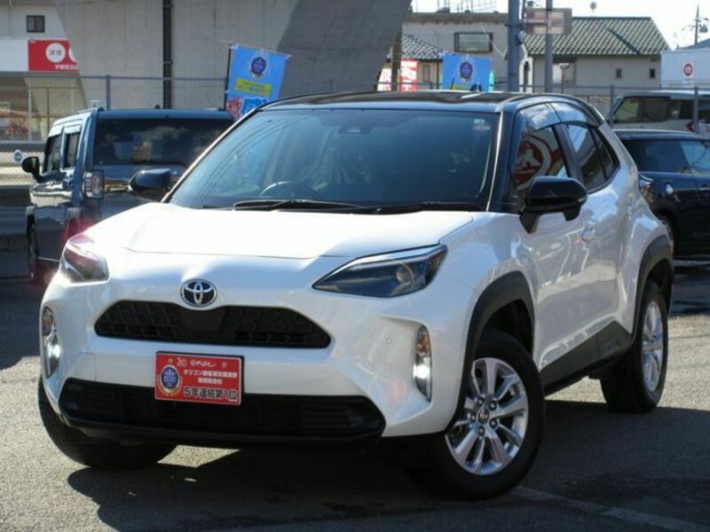 TOYOTA YARIS CROSS