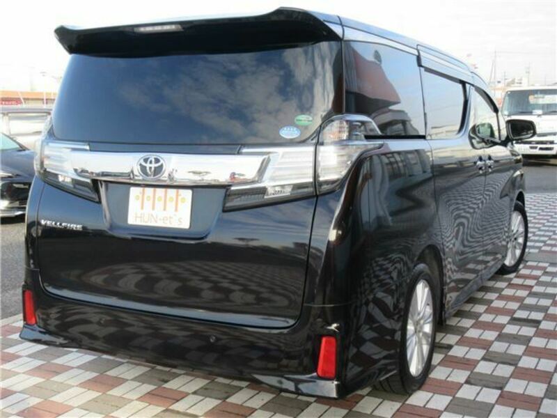 VELLFIRE