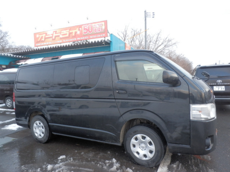 HIACE VAN