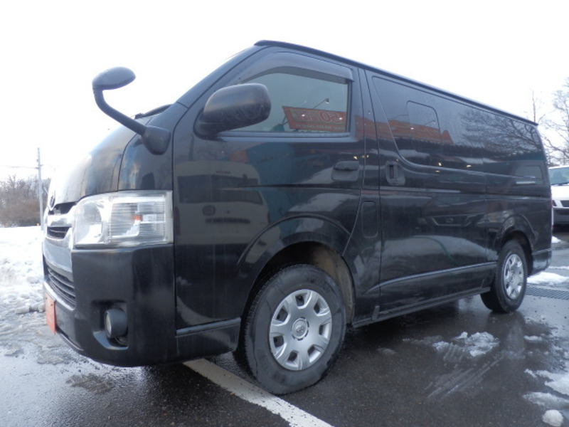 HIACE VAN