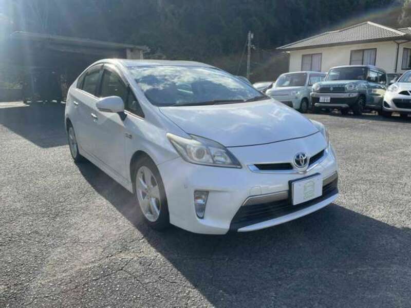 PRIUS PHV