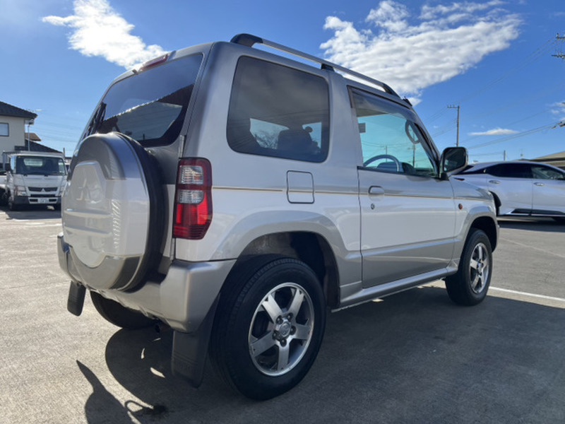 PAJERO MINI