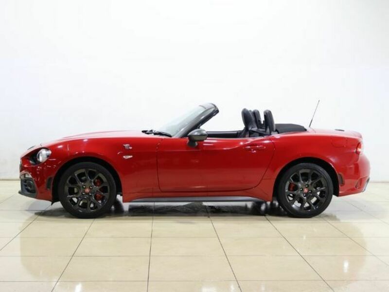 ABARTH 124 SPIDER