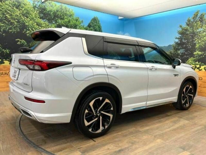 OUTLANDER PHEV