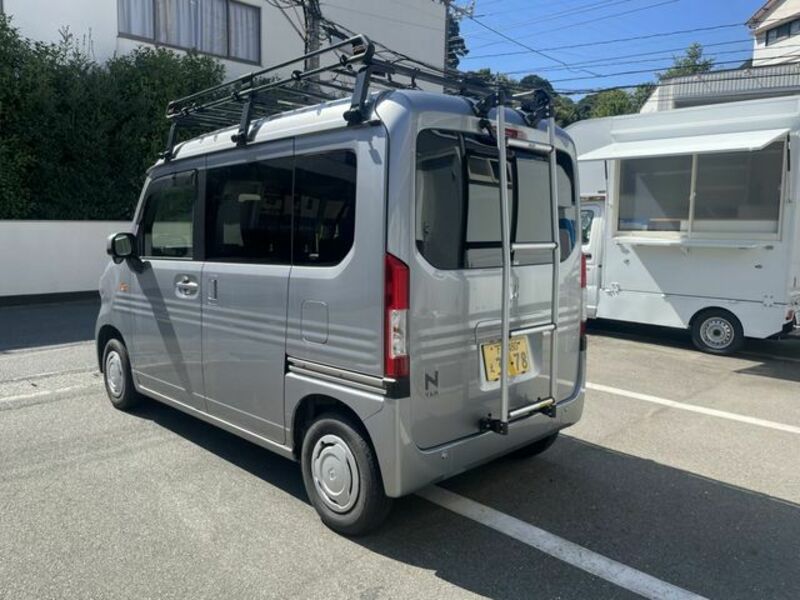 N-VAN