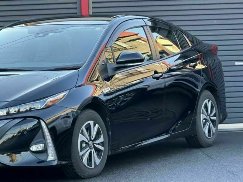 PRIUS PHV