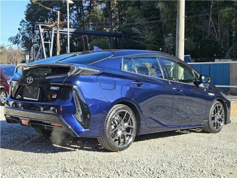 PRIUS PHV