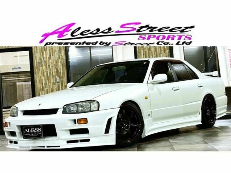 NISSAN SKYLINE