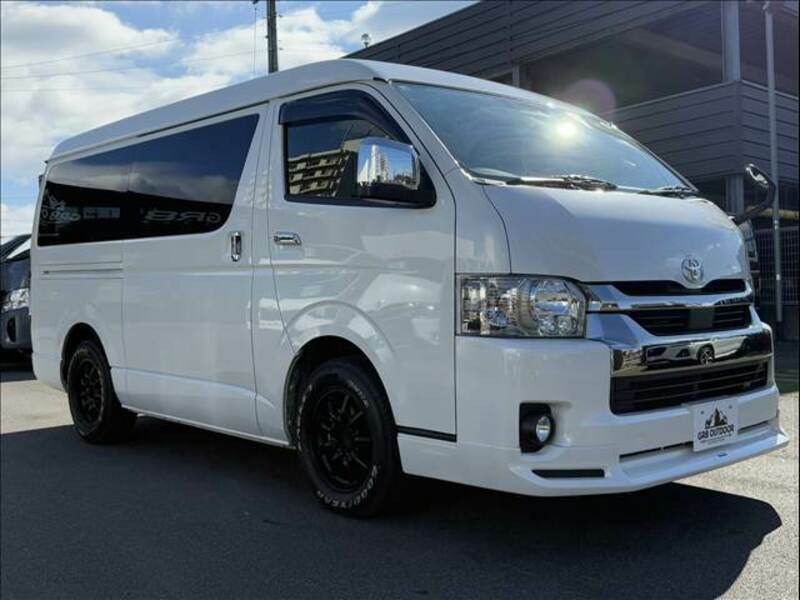 HIACE VAN