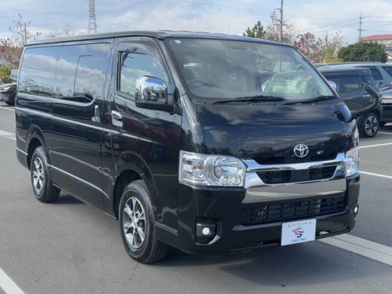 HIACE VAN