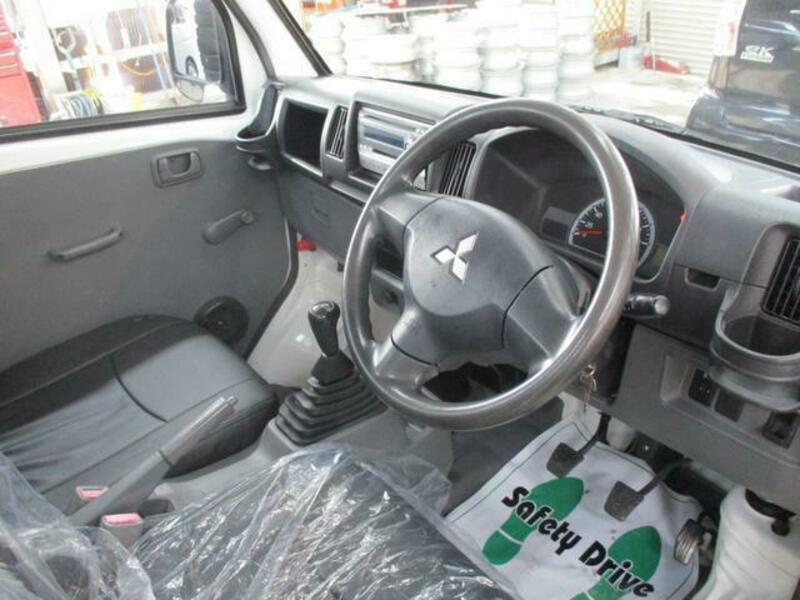 MINICAB TRUCK