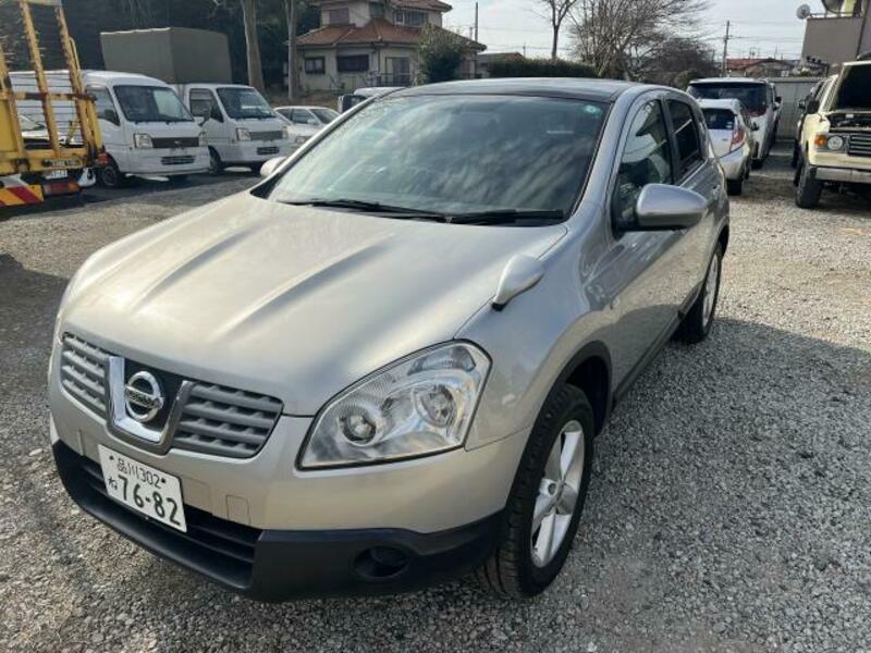 NISSAN DUALIS