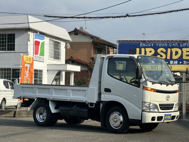 TOYOTA DYNA