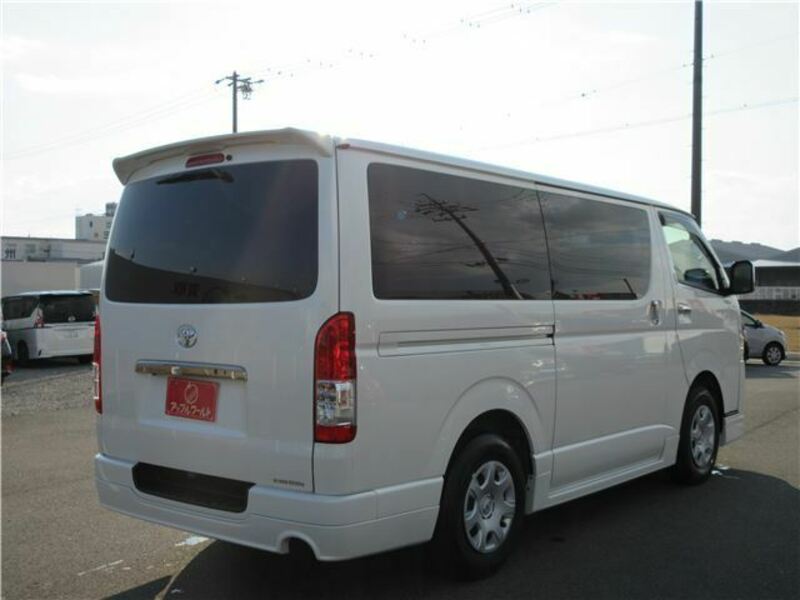 HIACE