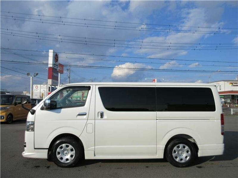 HIACE