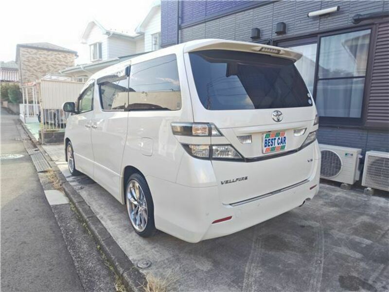 VELLFIRE