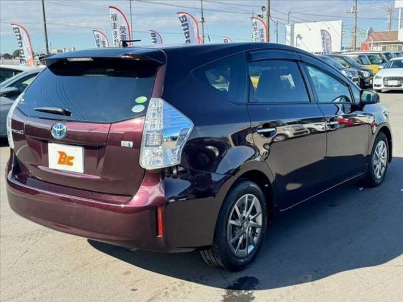 PRIUS ALPHA