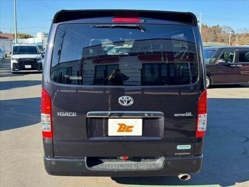 HIACE VAN