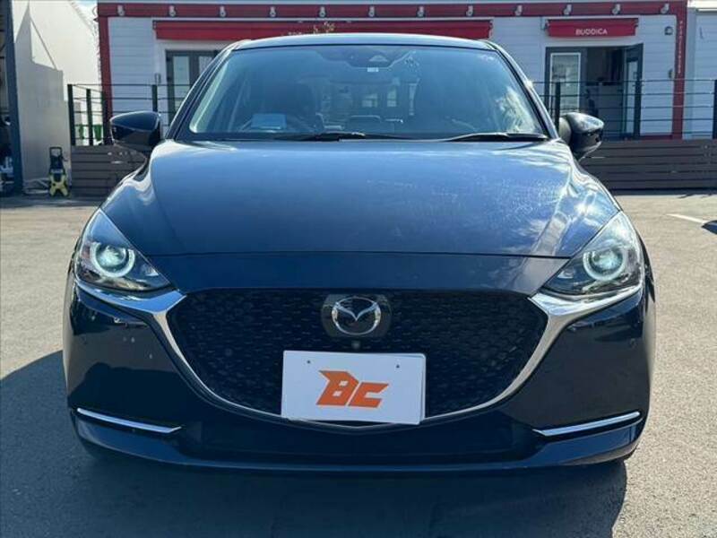 MAZDA2