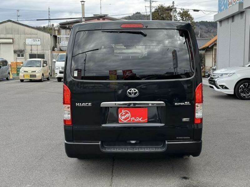 HIACE VAN