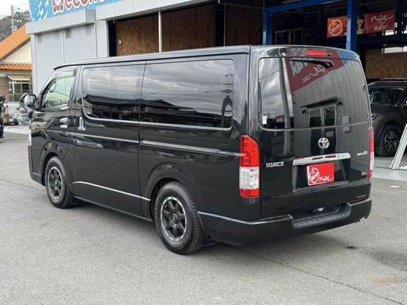 HIACE VAN