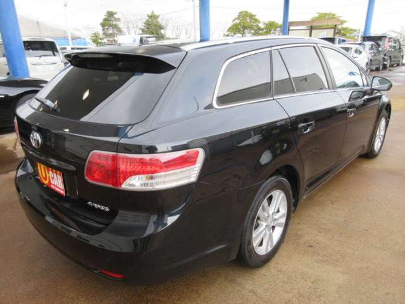 AVENSIS WAGON